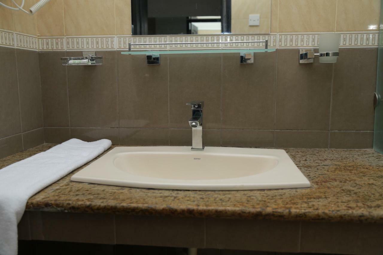 3R Resort Negombo Kültér fotó